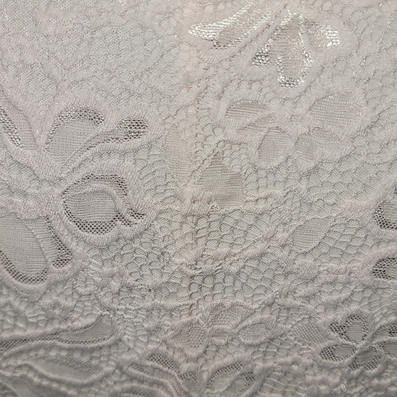 LACE BLOUSE - Picture 8 of 9